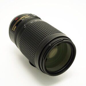 Nikon 70-300mm f/4.5-5.6G ED IF AF-S VR Nikkor Zoom Lens